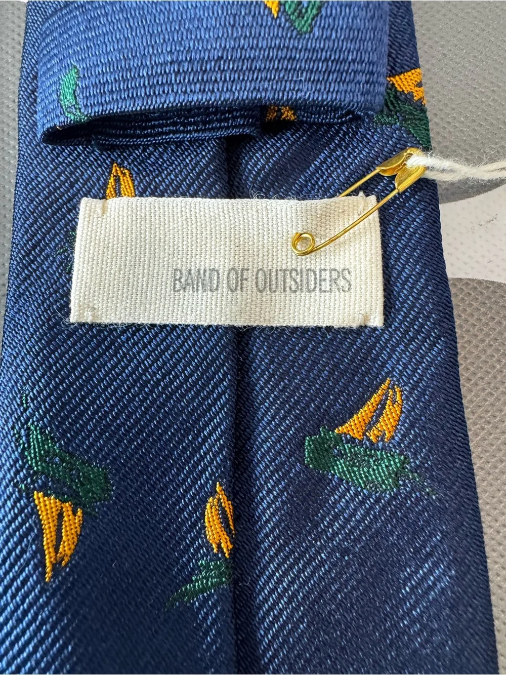 Band Of Outsiders new tags